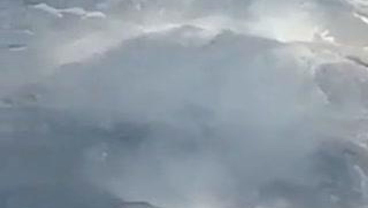 Marmolada, la valanga di ghiaccio ripresa dall'alto I video