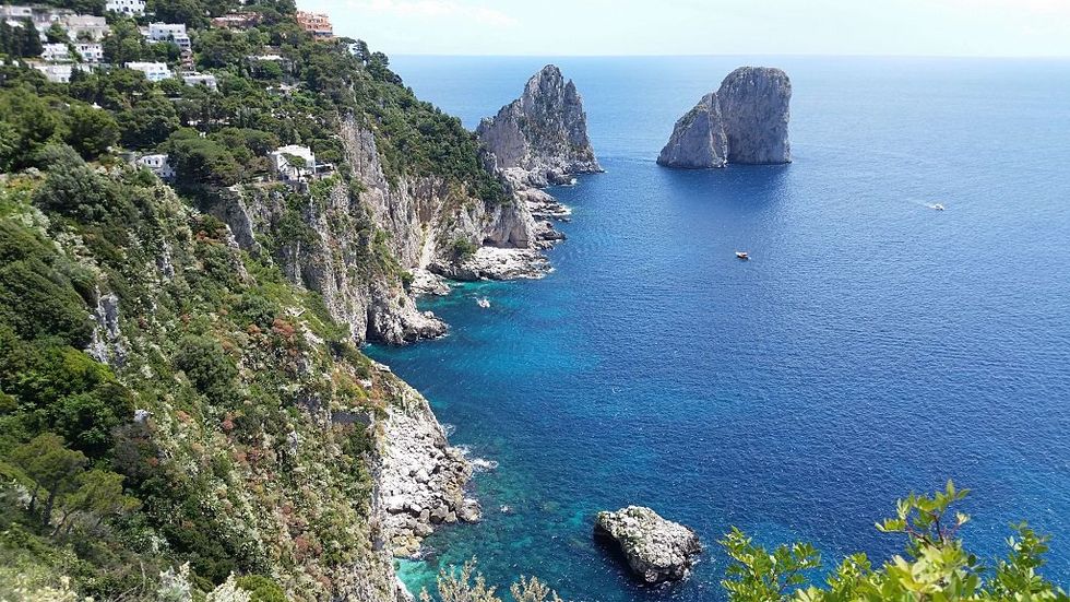 Italian breath-taking scenarios: Capri and its Blue Grotto