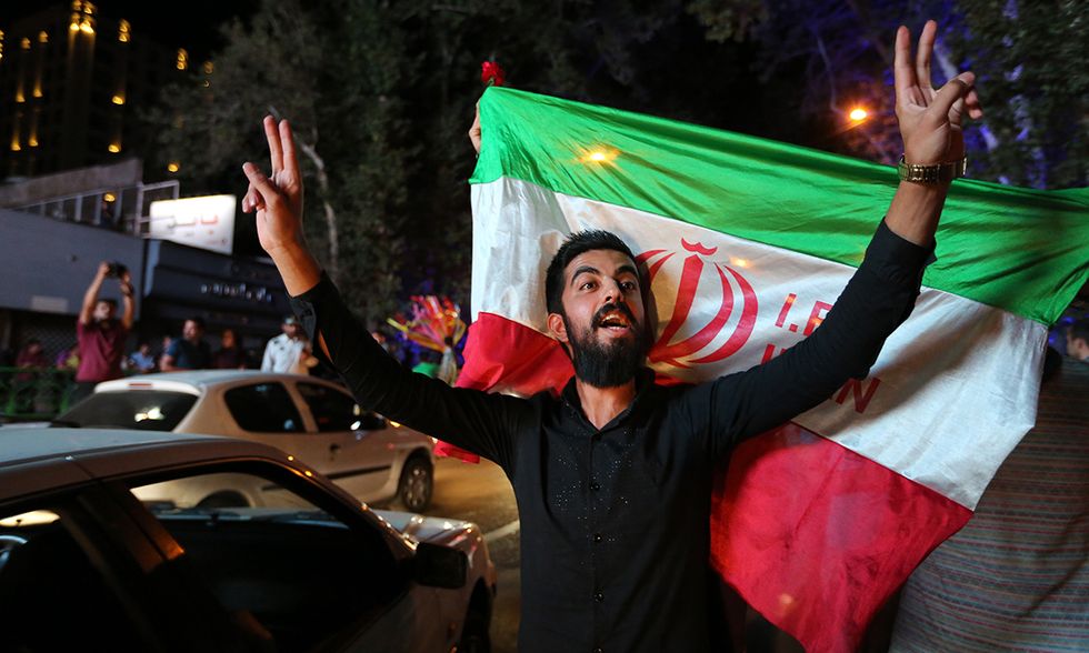 Accordo sul nucleare: Teheran in festa