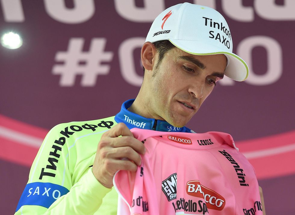 Infortunio alla spalla per Contador: il Giro rischia di perdere la maglia rosa