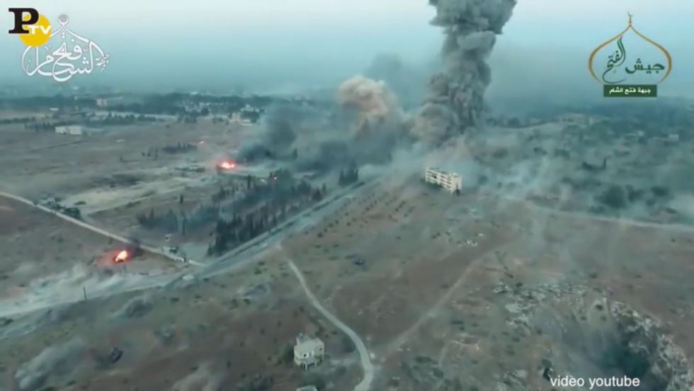 aleppo video drone bombardamenti