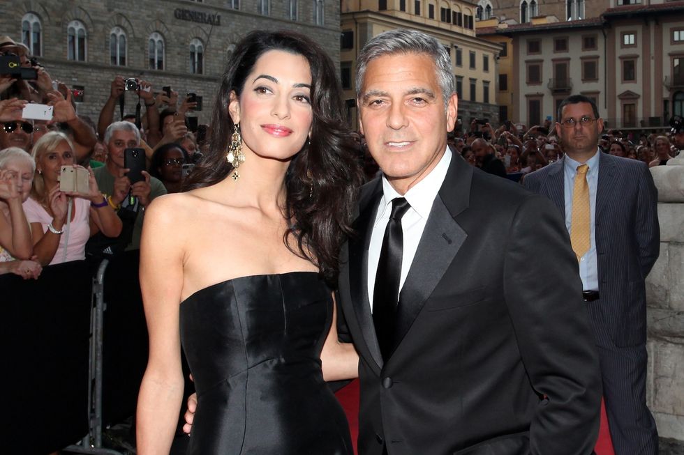 George Clooney e Amal Alamuddin, paparazzi a caccia degli sposi