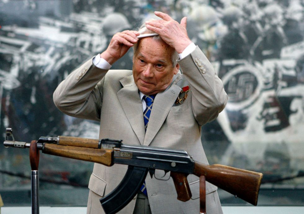 Ak-12, esce il nuovo Kalashnikov
