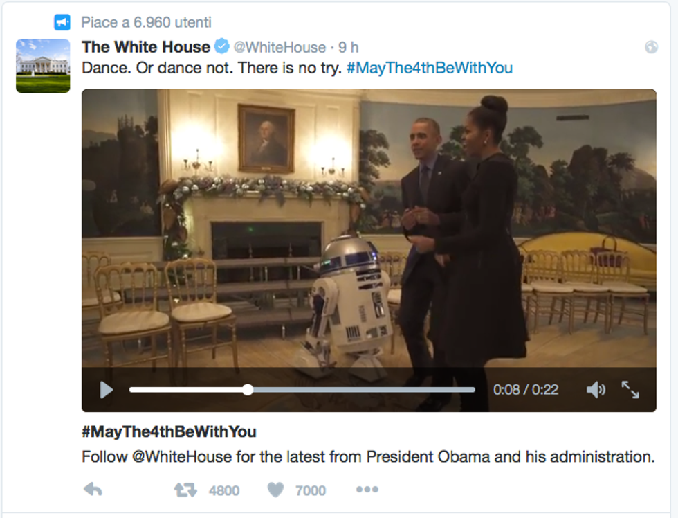 Barack e Michelle Obama ballano per lo Star Wars Day