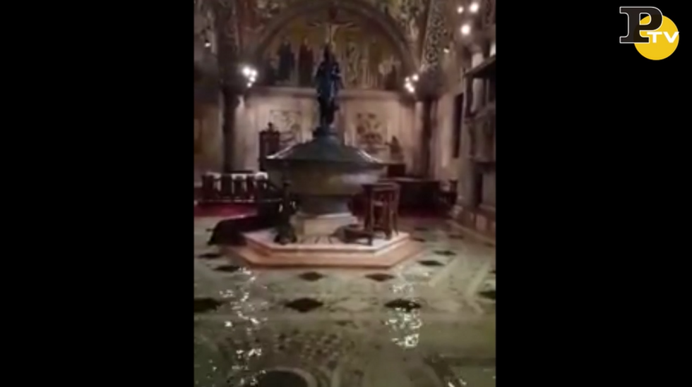 Basilica San Marco allagata video