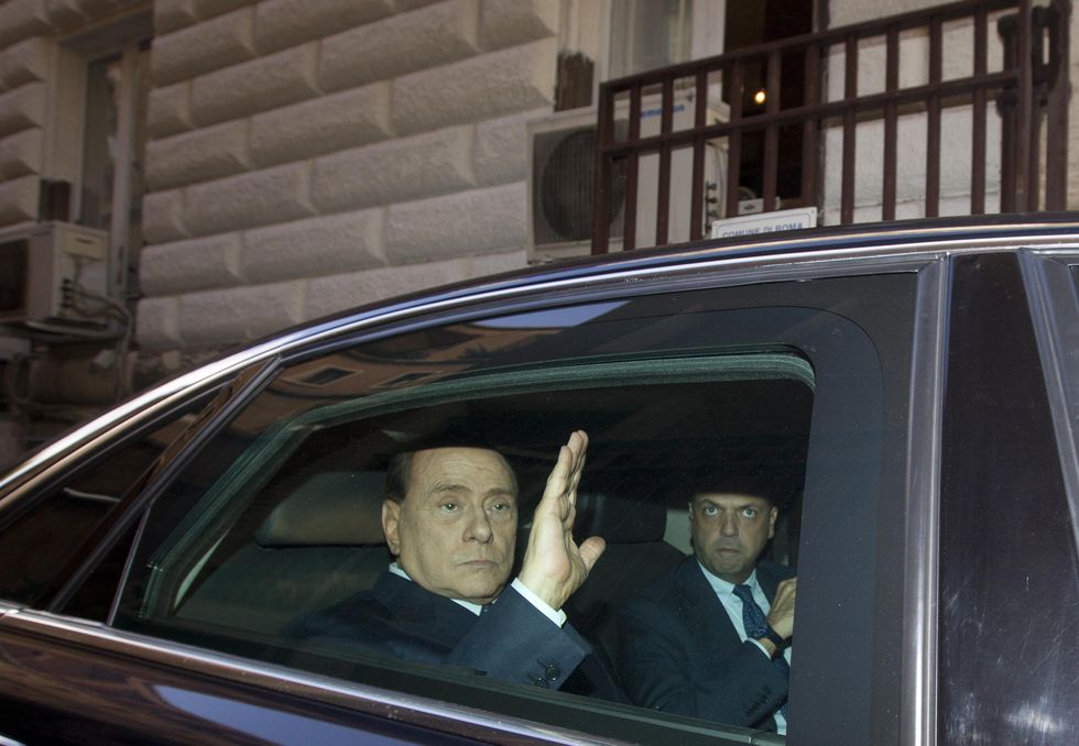Berlusconi ed Alfano: dolcetto o scherzetto?