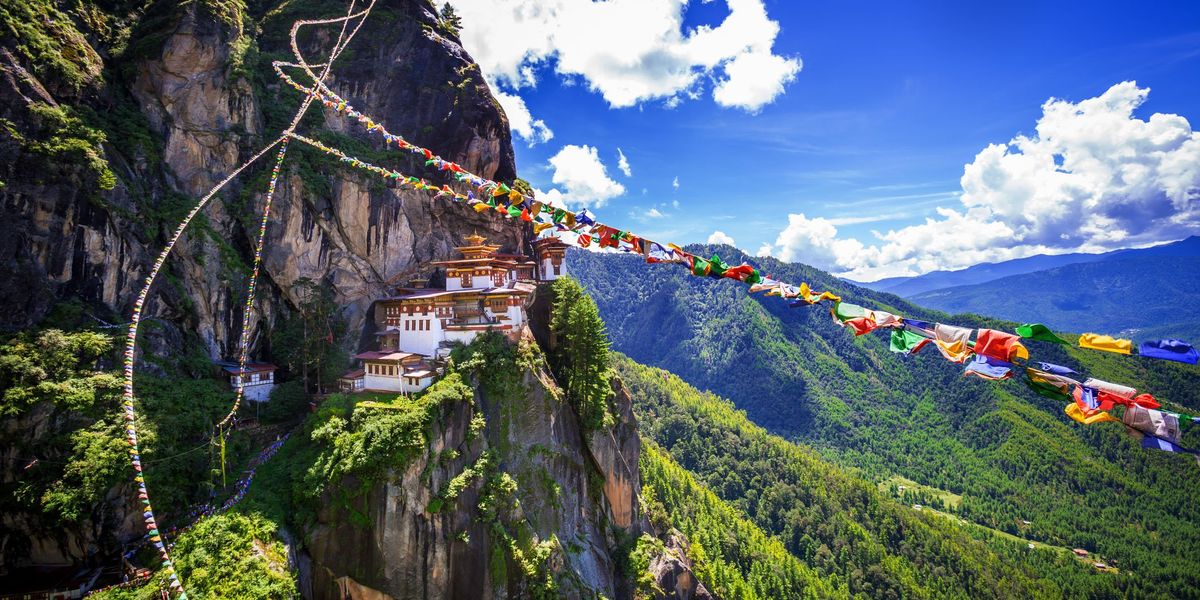 Bhutan: viaggio nel regno del drago tonante
