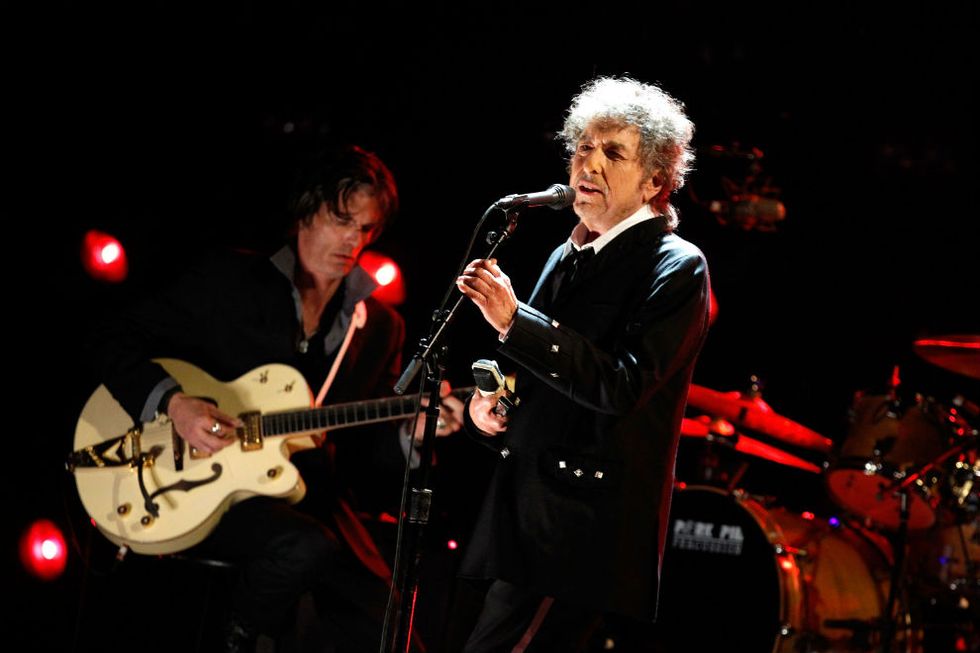 Johnny Depp suona la chitarra nei nuovi "Basement Tapes" di Bob Dylan