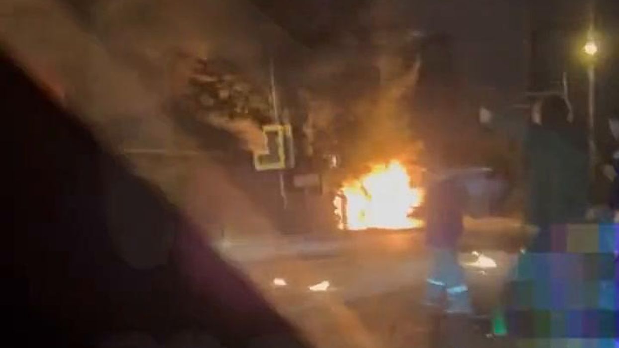 Bomba fa esplodere l'auto di Darya Dugin | video