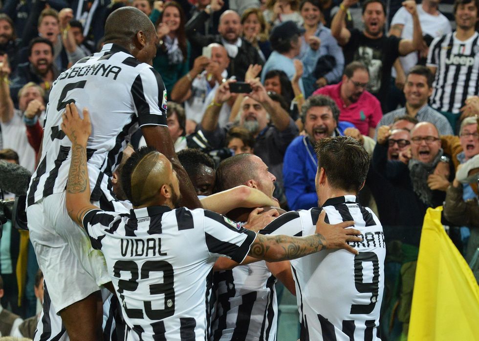 Juventus e Roma: corrida, polemiche e un lungo duello