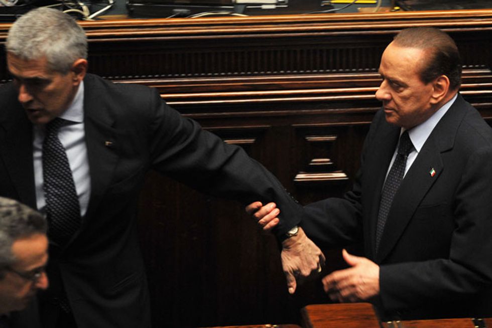 Casini torna da Berlusconi (ed il "centrino" si arrabbia)
