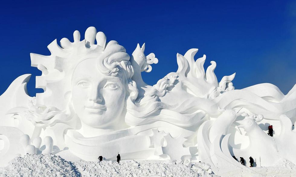 Cina, sculture di neve giganti ad Harbin