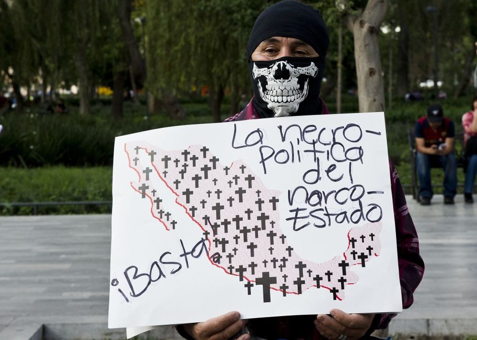 Messico: "Vivi ce li hanno portati via, vivi li vogliamo"
