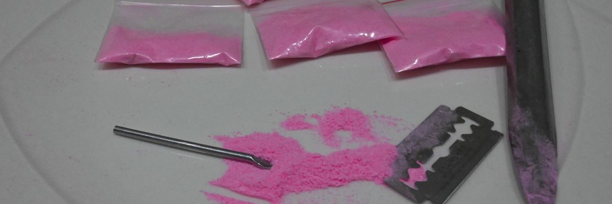 cocaina rosa (2C-B)