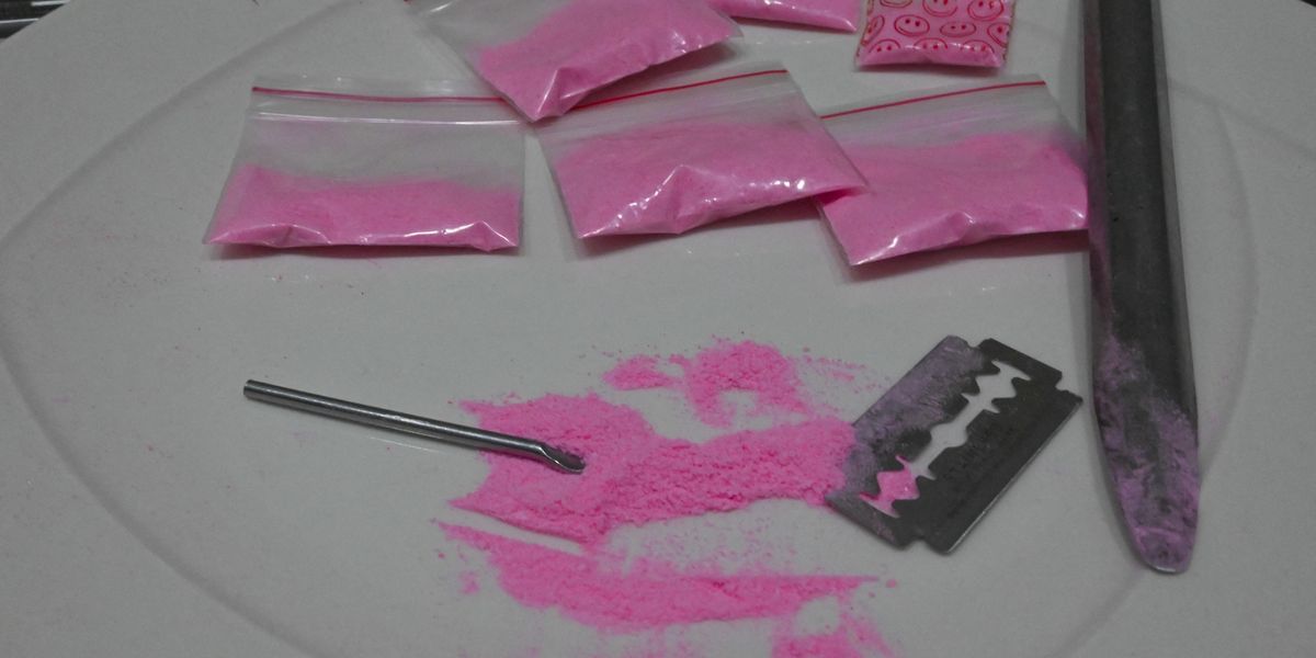 cocaina rosa (2C-B)