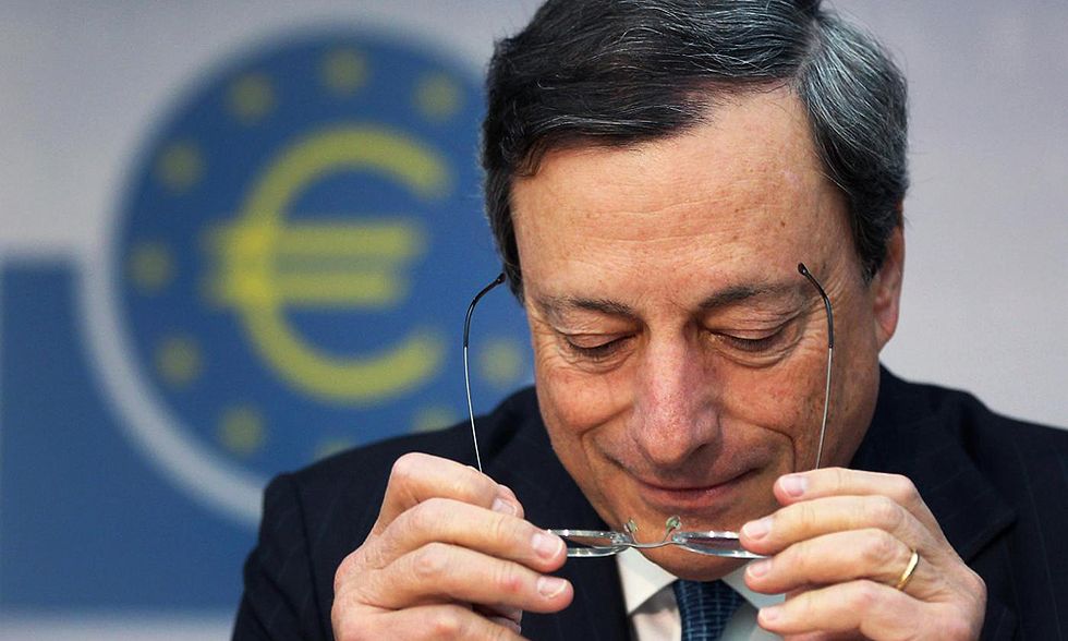 Crisi: troppe le aspettative per la riunione Bce. Ecco cosa farà Draghi