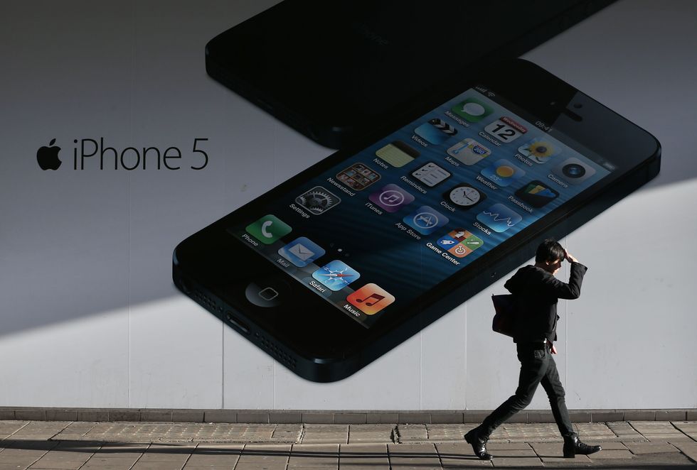 Apple, aria di crisi: tagliati gli ordini per l'iPhone 5