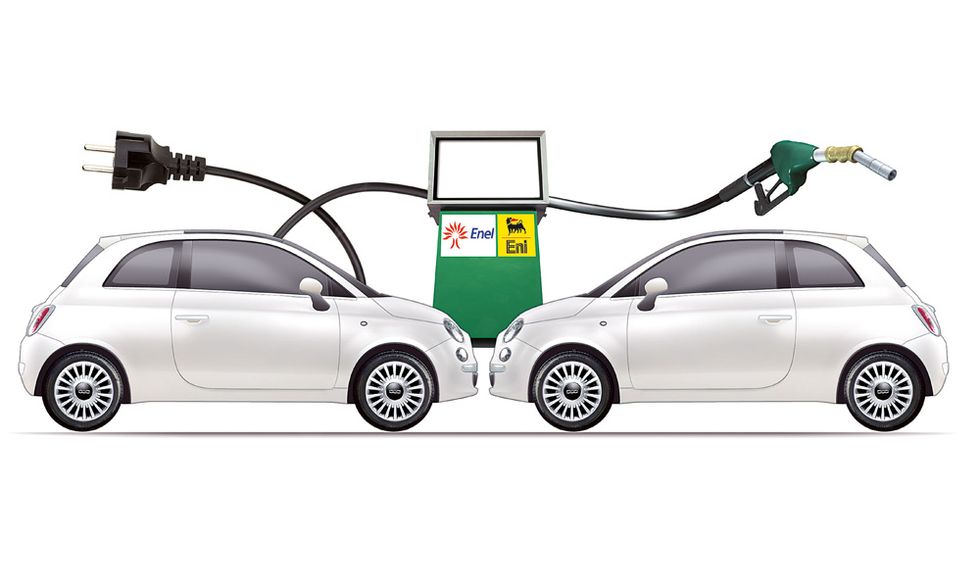 Auto elettriche: fermati dal benzinaio per fare il pieno di elettricità