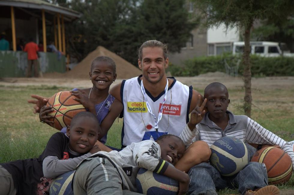Slums Dunk: il basket per l'Africa