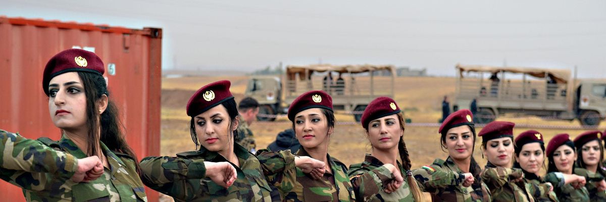 donne soldato