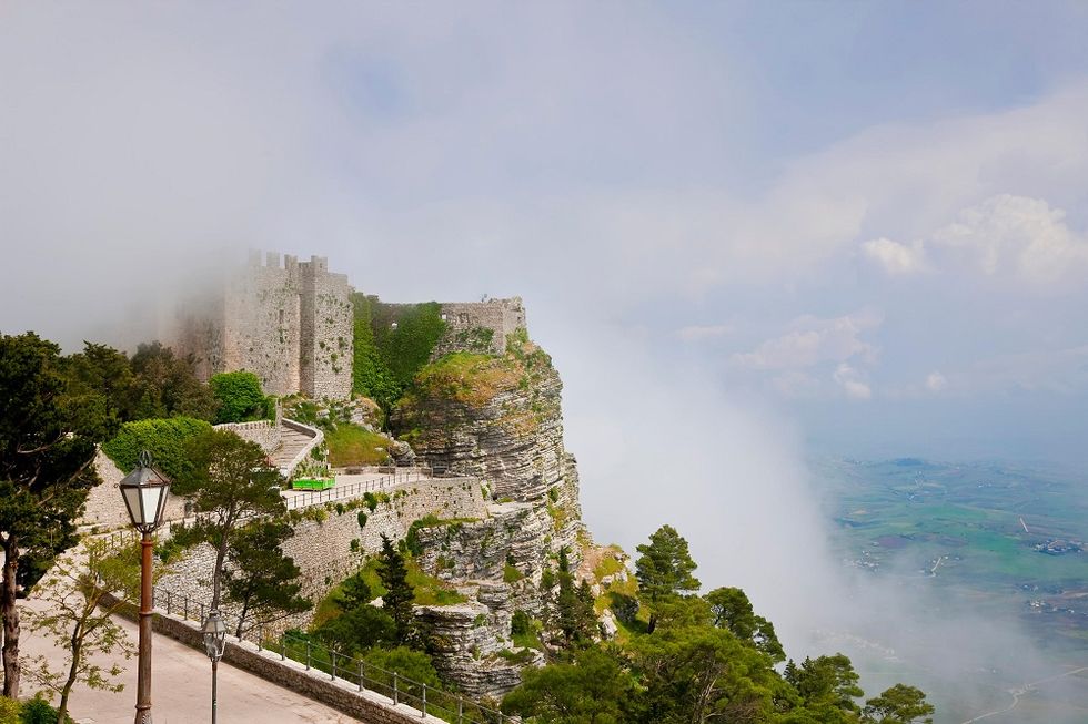 Where to enjoy fairy tales atmosphere, in Italy