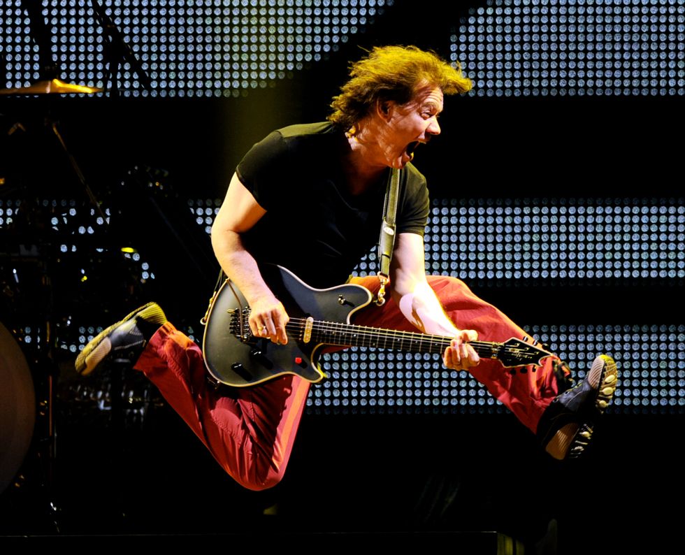 Ricette Rock: tagliatelle vongole e bottarga alla Van Halen