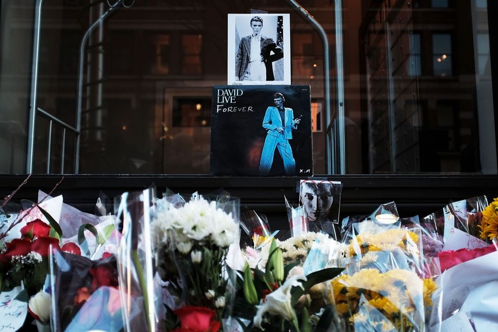 Fans Memorialize David Bowie Outside His NYC Apartment