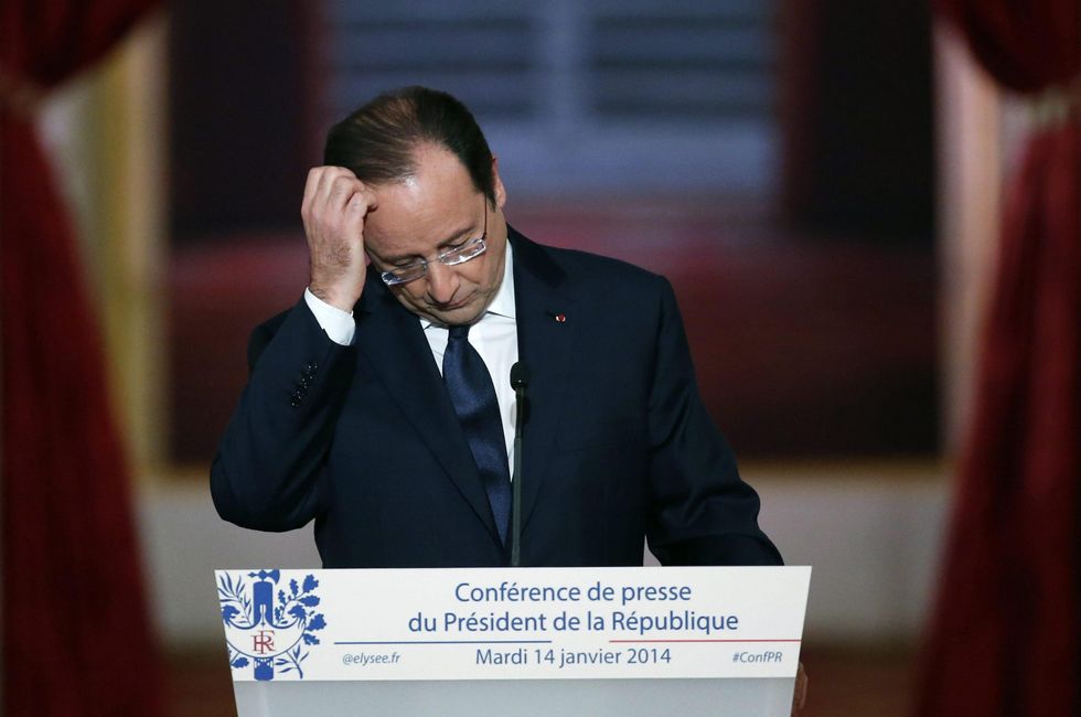 Caso Hollande, i parlamentari italiani: "Traditori noi? Ma non ci si riesce più"