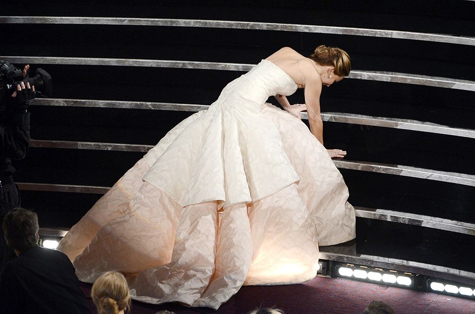 Jennifer Lawrence, nuova caduta da Oscar