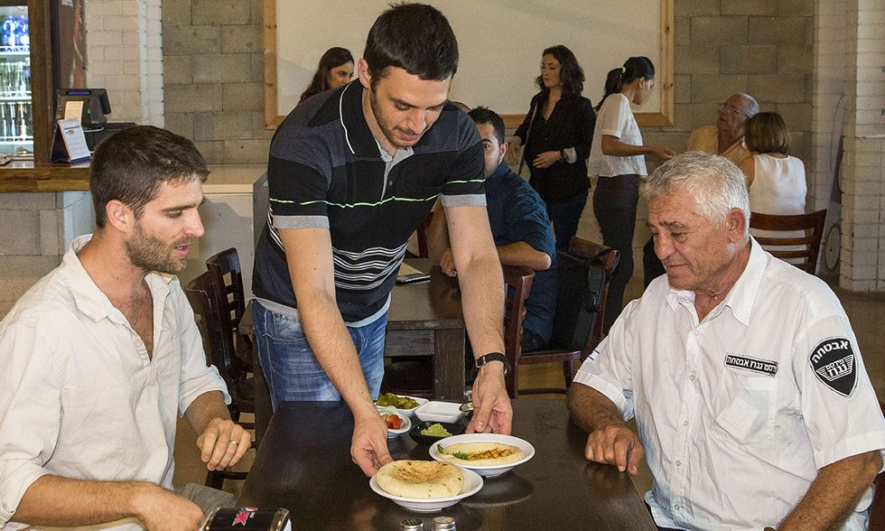 Hummus Bar di Kfar Vitkin