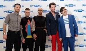 I nuovi giudici di X Factor con il conduttore Alessandro Cattelan