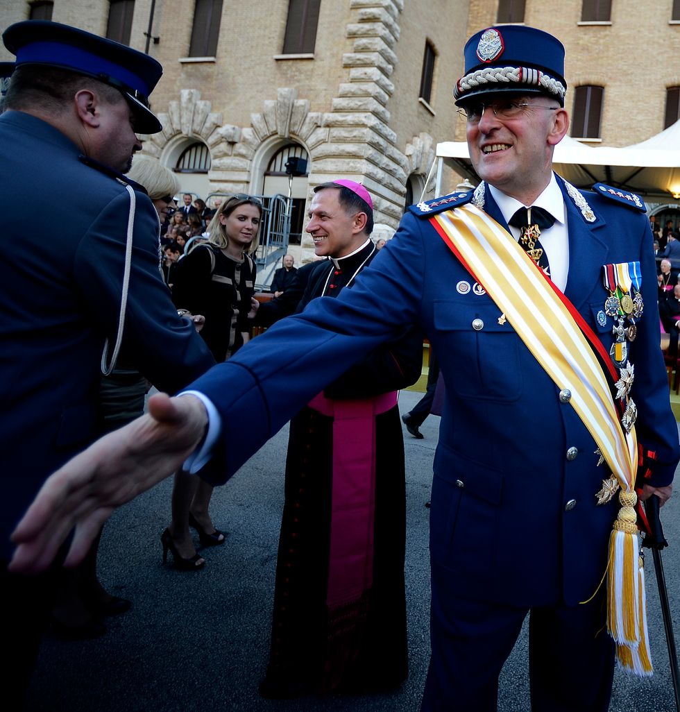 La Gendarmeria Vaticana per un anno ha intercettato tutta la curia - Precisazione di Panorama