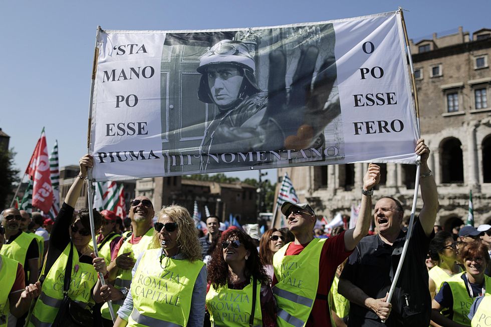 Perché a Roma oggi sciopera il buon senso
