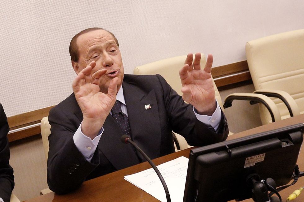 Berlusconi: "Io nel mirino dell'Isis"