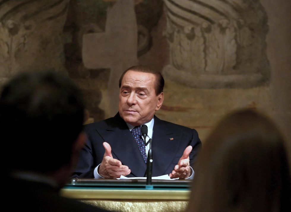 Dalla Cassazione a "La Repubblica": chi ha paura di Berlusconi alle europee?