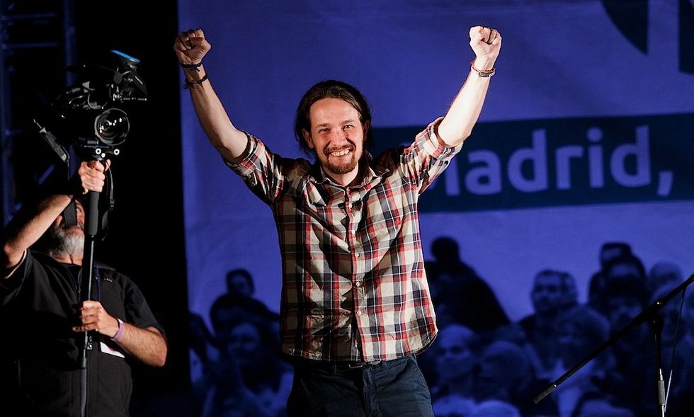 Spagna: Podemos travolge la politica tradizionale
