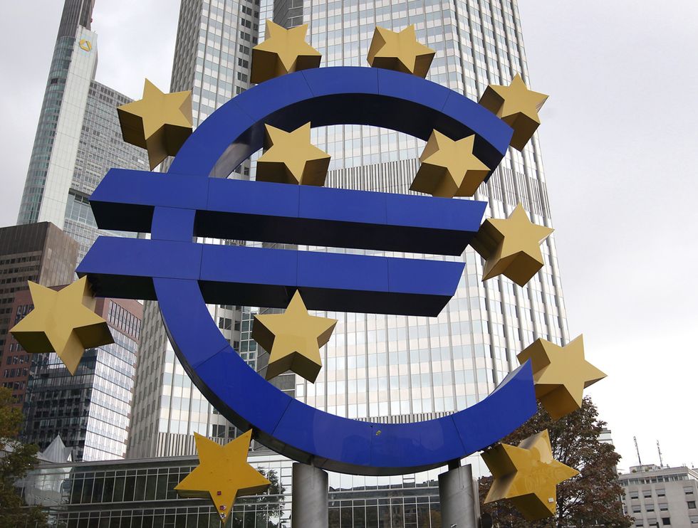 La Bce aiuta le banche greche