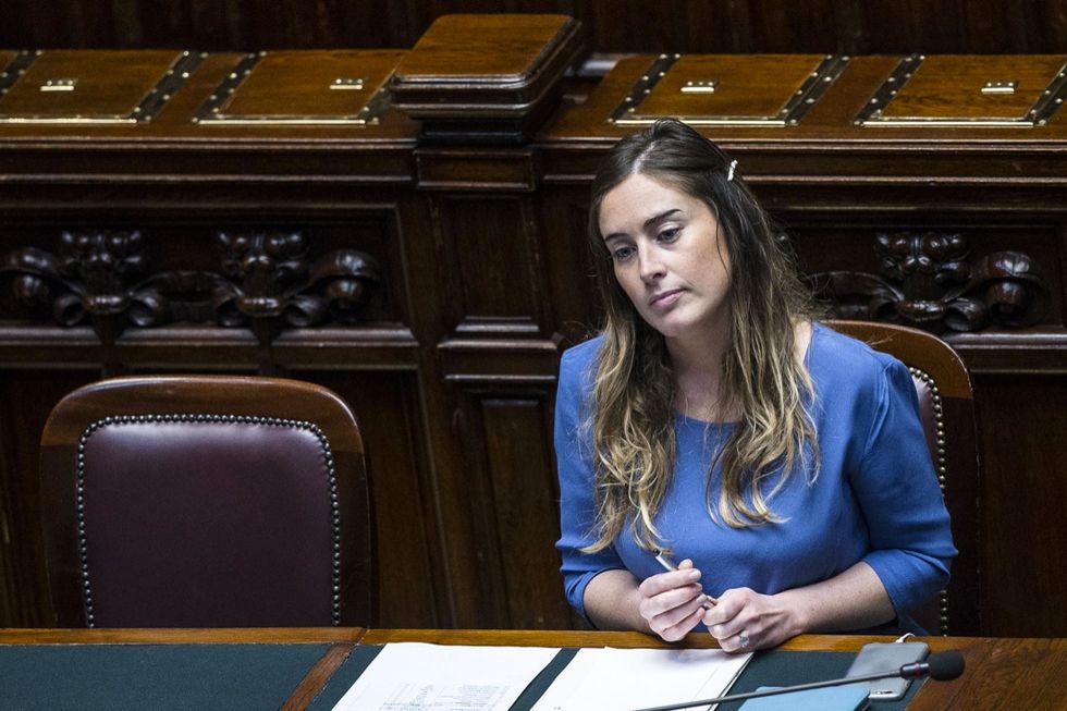 Maria Elena Boschi: il Ministro sfinge sul tacco 12