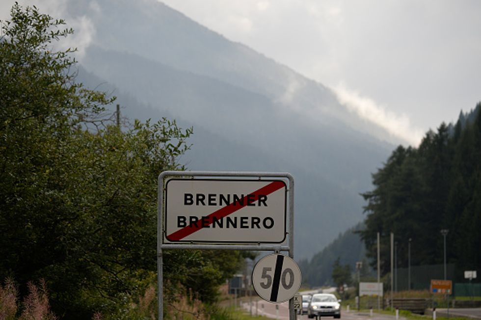 Brennero, la barriera austriaca contro i migranti