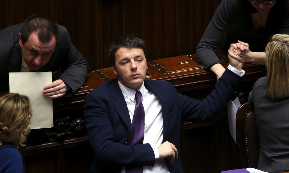Il doppio gioco di Matteo Renzi