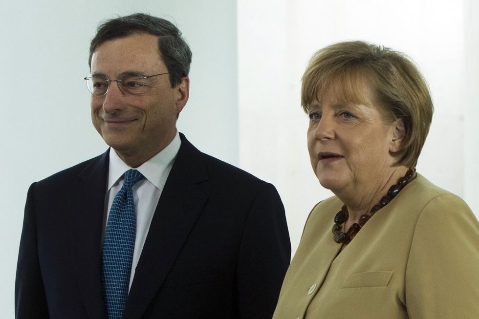 Crisi: l'Europa spera nell'asse Draghi-Merkel