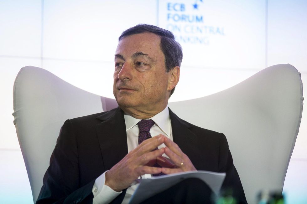 Bce: così Draghi può far avere soldi alle imprese