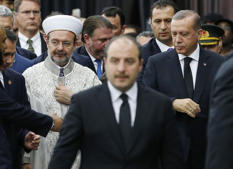 Caso Erdogan ai funerali di Ali: "offeso", lascia Louisville