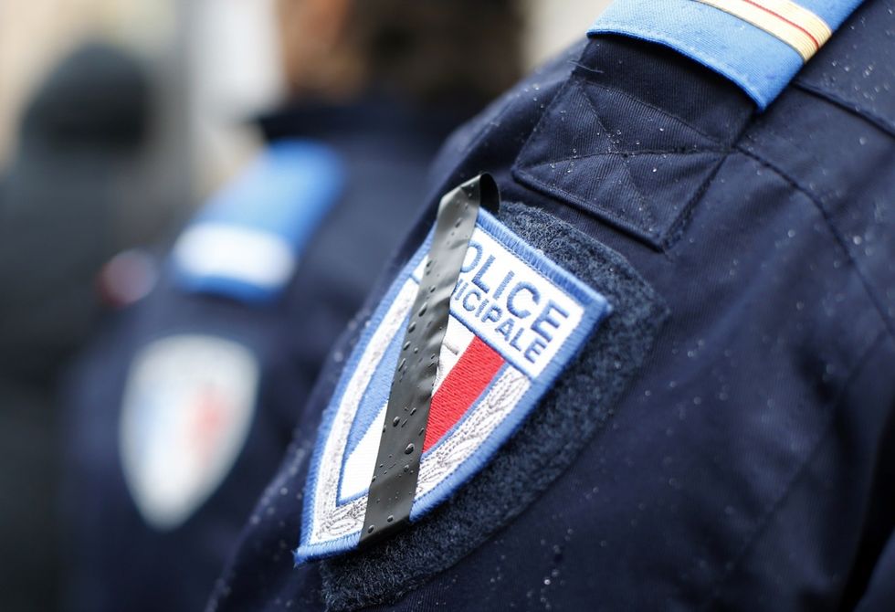 A Parigi i funerali dei 3 poliziotti uccisi dai terroristi