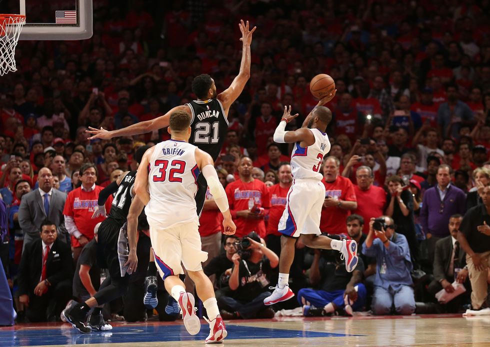 Gli Spurs battuti da Paul sulla sirena. Clippers avanti nei playoff