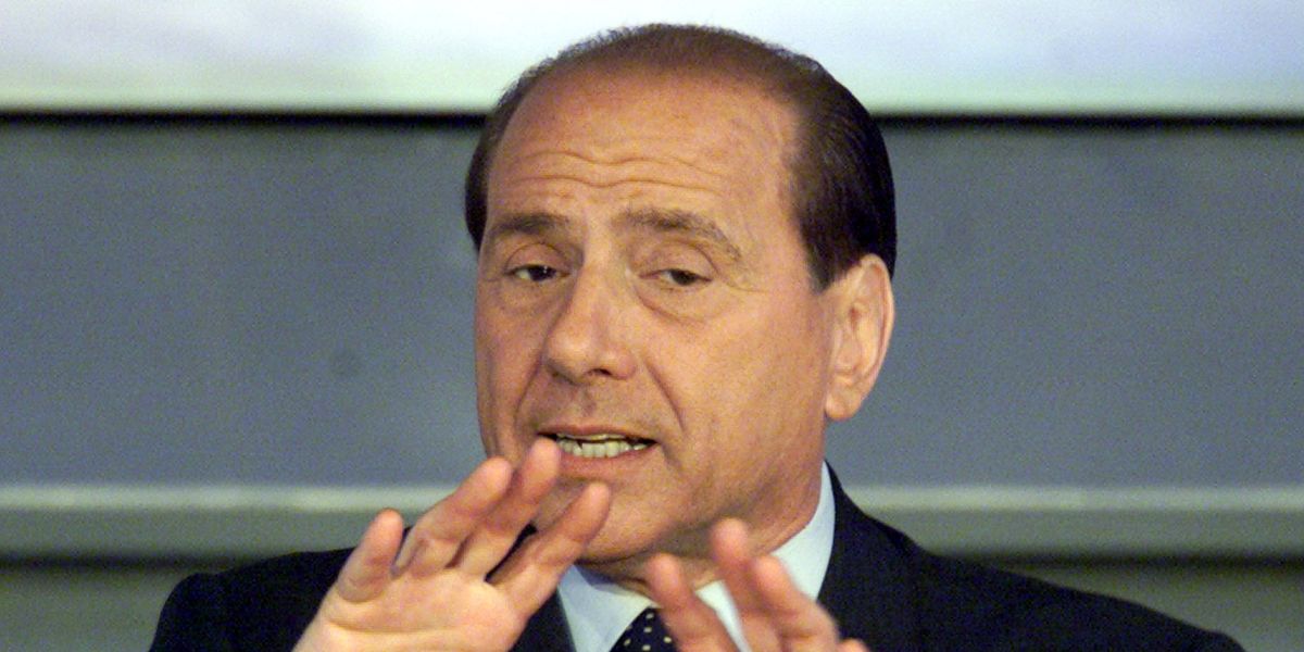 E Berlusconi disse: "Ora mi sente"