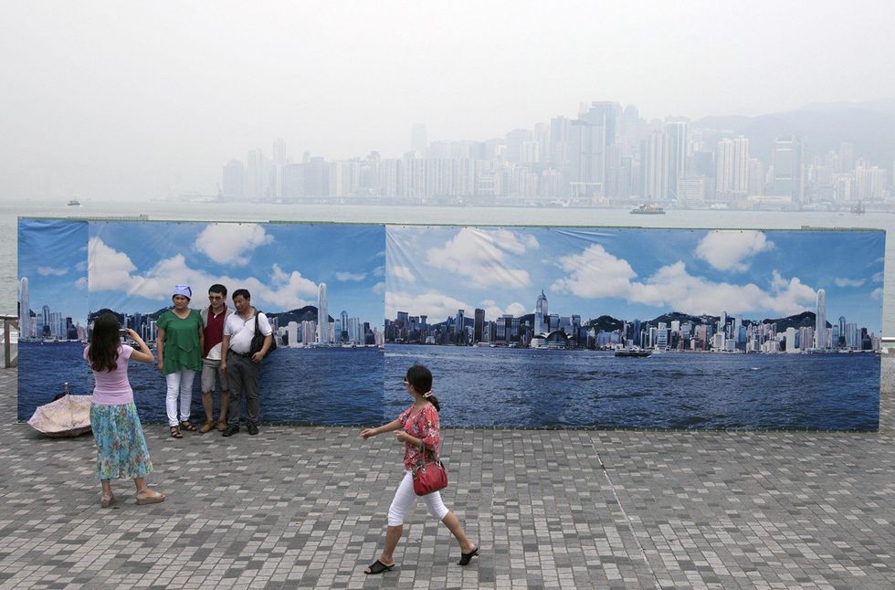 Il cielo grigio di Hong Kong (e le foto di quando era blu)