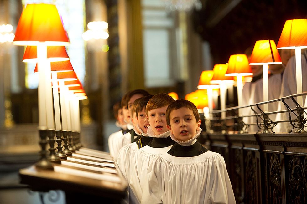 Canti dell'avvento nella Cattedrale di St. Paul e altre foto del giorno, 9.12.2013