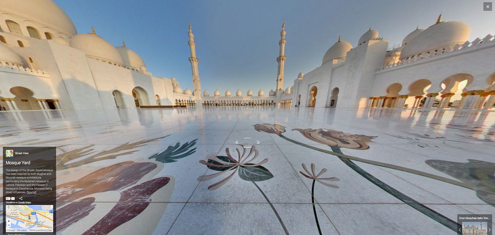 Google Street View nella Grande moschea di Abu Dhabi
