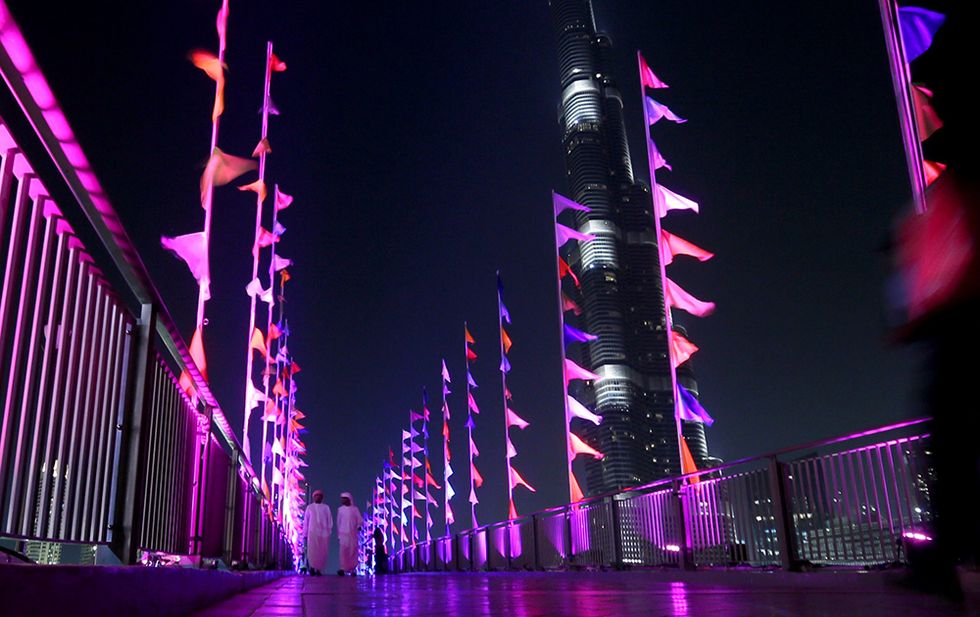 La festa delle luci a Dubai e altre foto del giorno, 24.03.2014